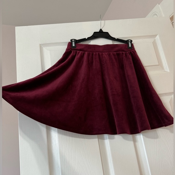 Hippie Rose Velvet Mini Skirt. Size S. - Picture 2 of 3
